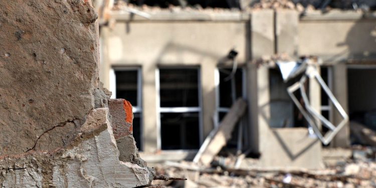 Руйнування.