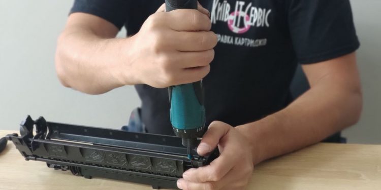 Почему важно регулярно менять картридж в принтере