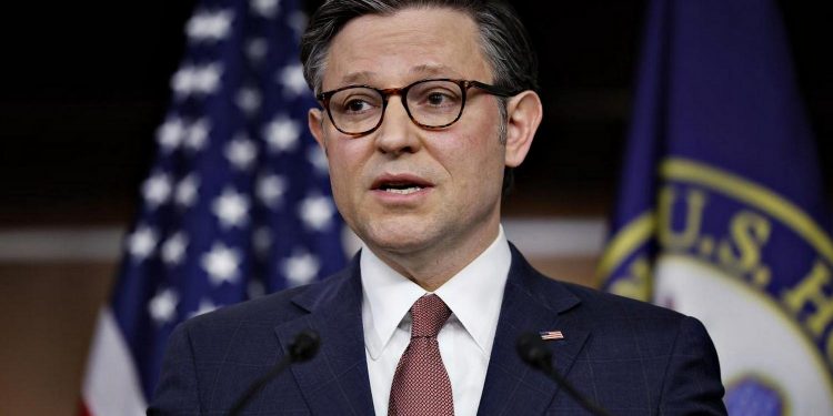 Майк Джонсон.