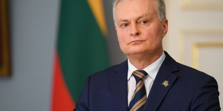 Гітанас Науседа