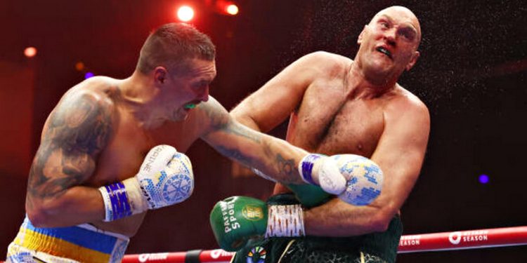 Бій Усика та Ф'юрі.