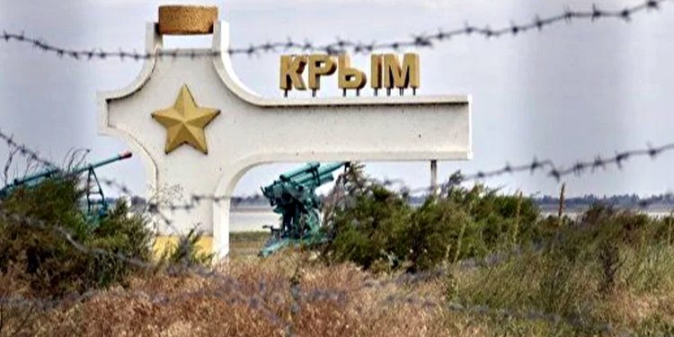 Захоплений Крим.