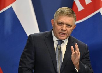 Роберт Фіцо