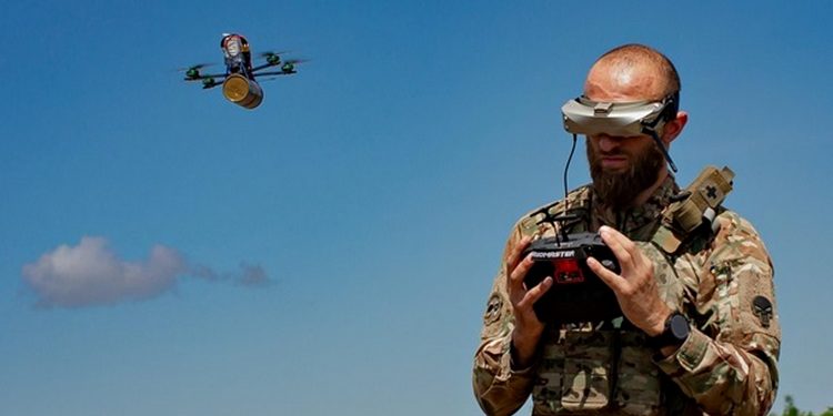 Запуск дрона.