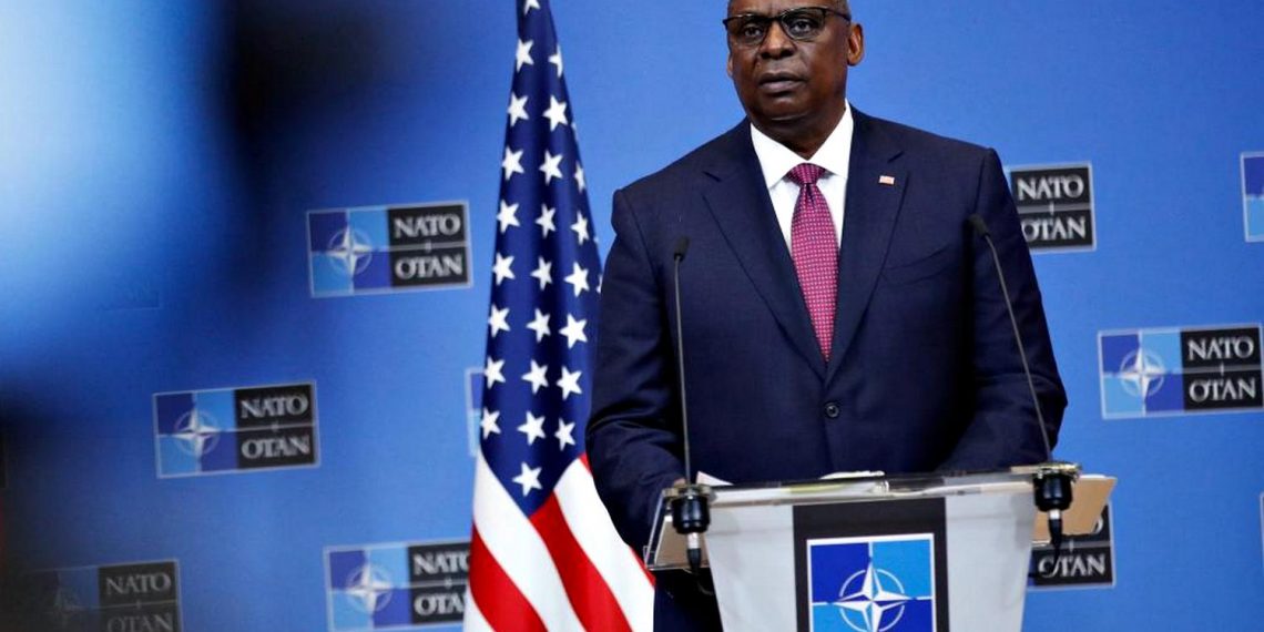 Ллойд Остін.