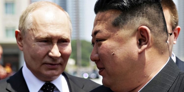 Володимир Путін і Кім Чен Ин.