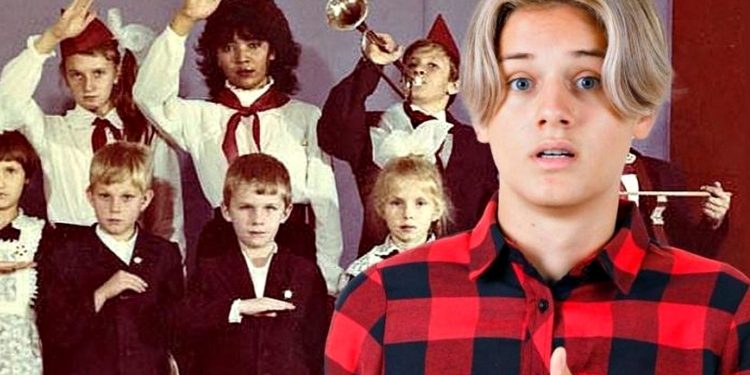 Школярі в окупації.