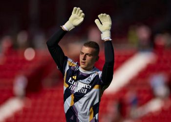 Андрій Лунін.