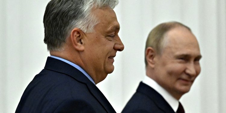 Віктор Орбан та Володимир Путін.