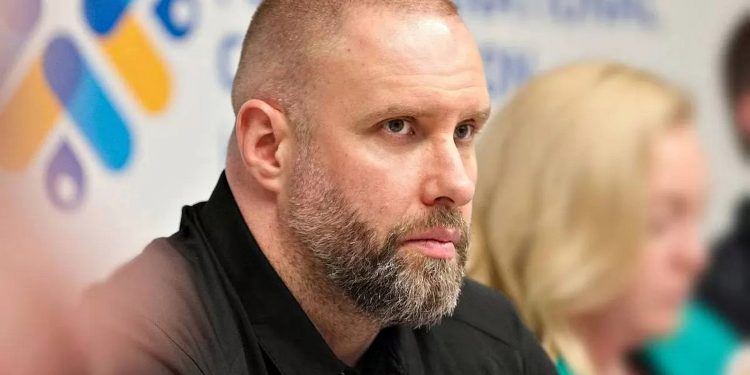 Олег Синєгубов.