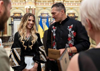 Ольга Харлан та Олександр Усик.