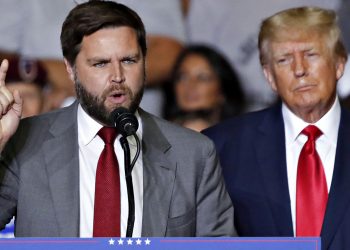 Джей ді Венс та Дональд Трамп.