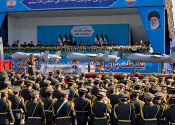 Парад у Тегерані.