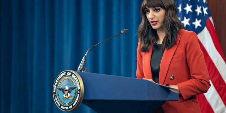 Сабріна Сінгх.