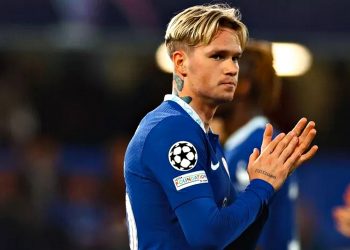 Михайло Мудрик.