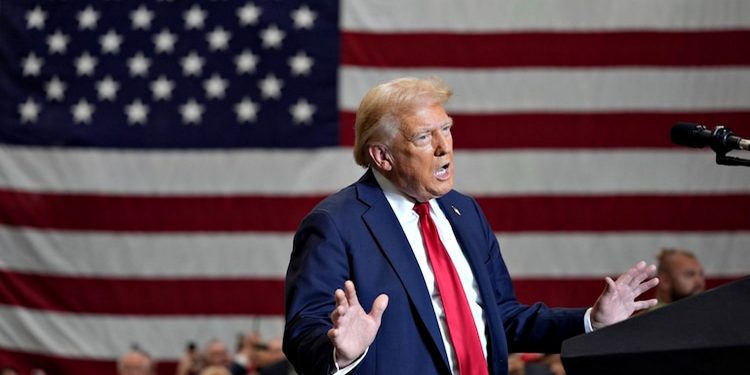 Дональд Трамп.