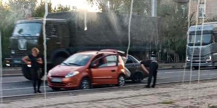 Перекидання ворожих сил.