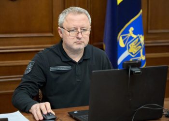 Андрій Костін