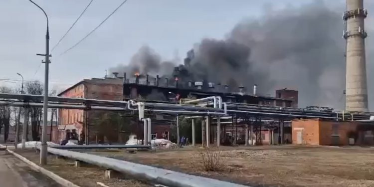 Пожежа на заводі "Електроізоліт" у РФ