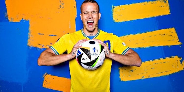 Михайло Мудрик.