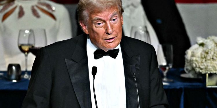Дональд Трамп.