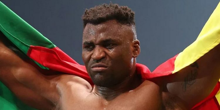 Френсіс Нганну.