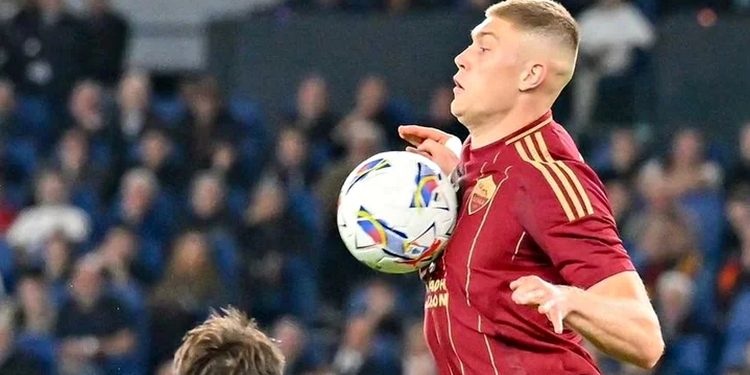 Артем Довбик.