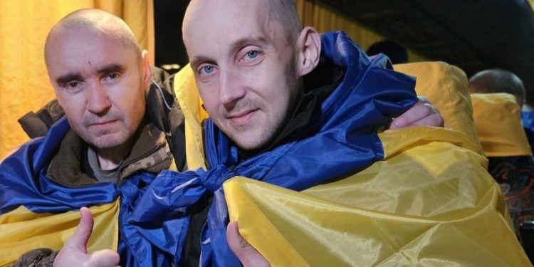 Захисники України.