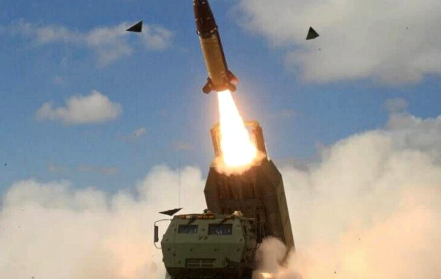 Запуск ракети з HIMARS.