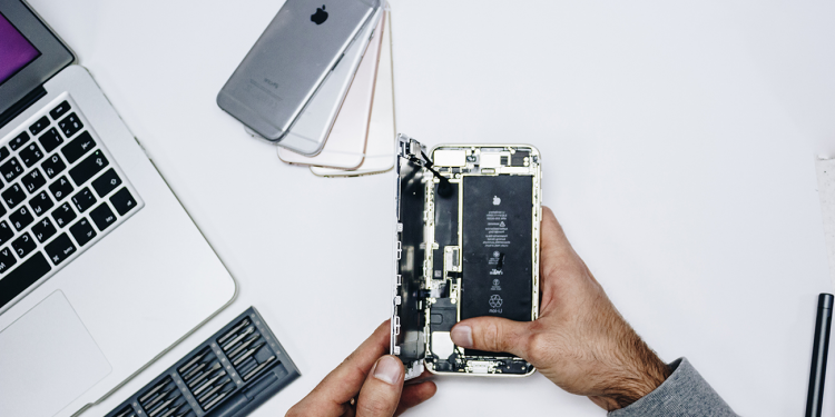 Ремонт айфона за копійки!