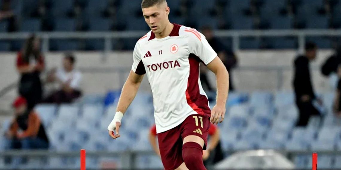 Артем Довбик.