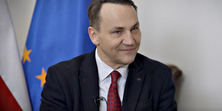 Радослав Сікорський.