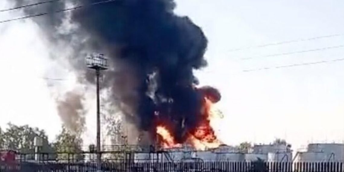 Удар БПЛА по нафтобазі в РФ