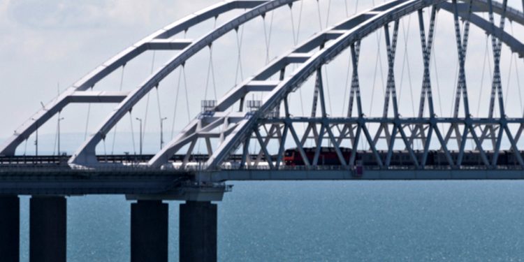 Кримський міст.