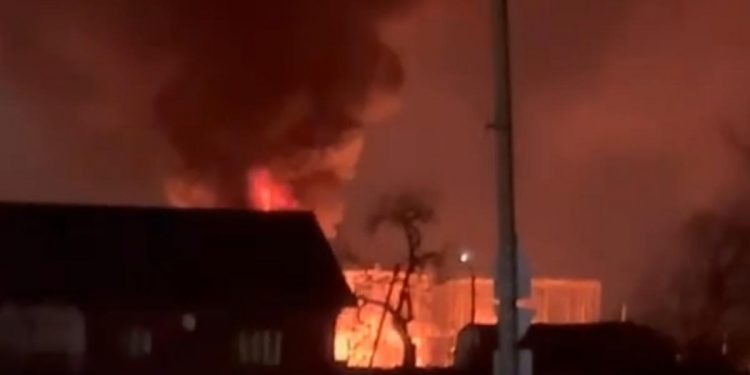 Атака БПЛА на нафтобазу у Смоленській області