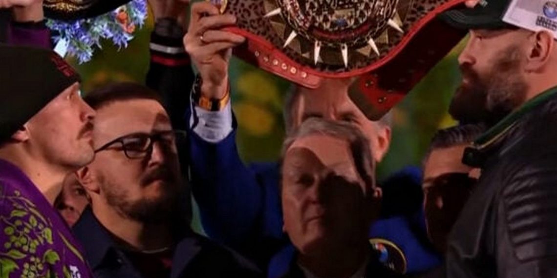 Олександр Усик та Тайсон Ф'юрі.