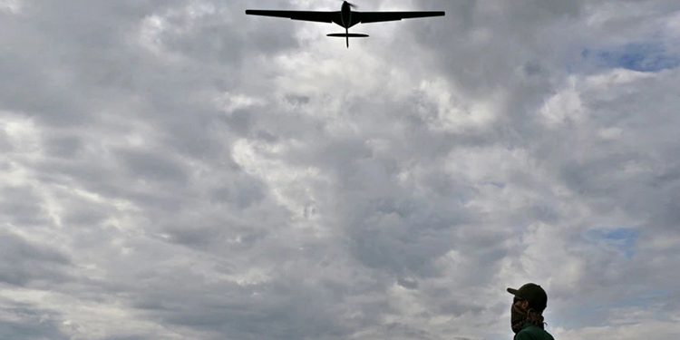 Запуск дрона.