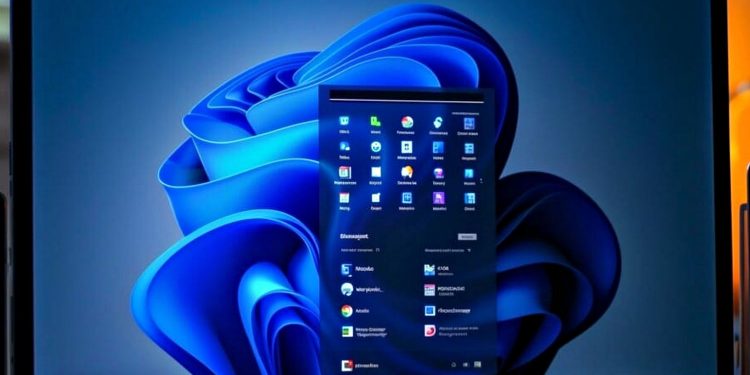 Комп'ютер із Win11.