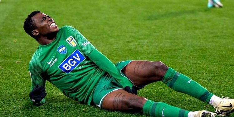 Бені Макуана.