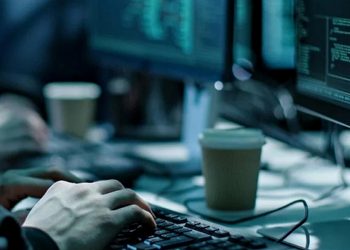 Кібератака.