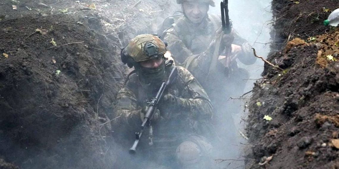ЗСУ в обороні.