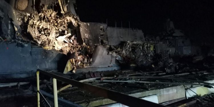 Уражений корабель РФ.