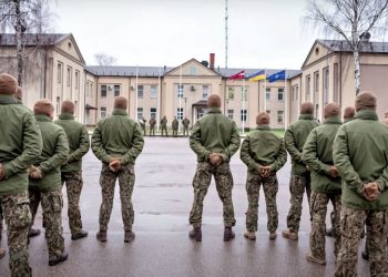 Латвійські військові.