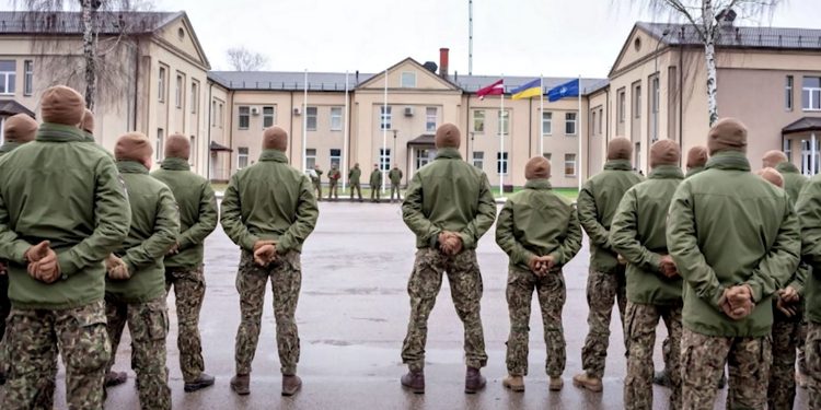 Латвійські військові.