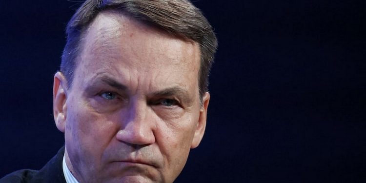 Радослав Сікорський.