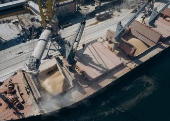 Завантаження зерна.