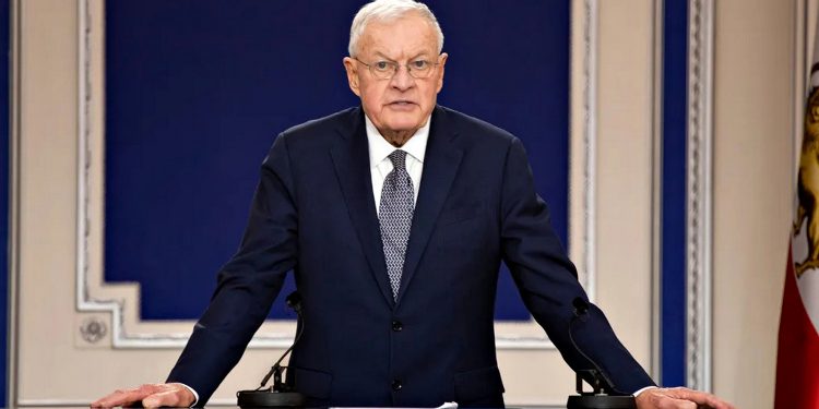 Кіт Келлог.