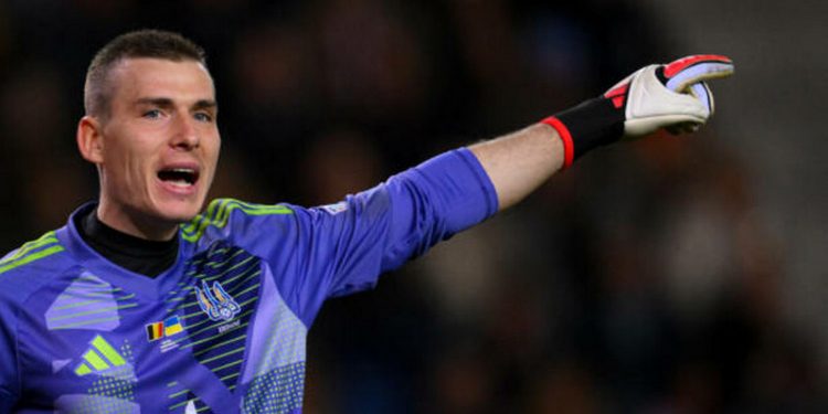 Андрій Лунін.