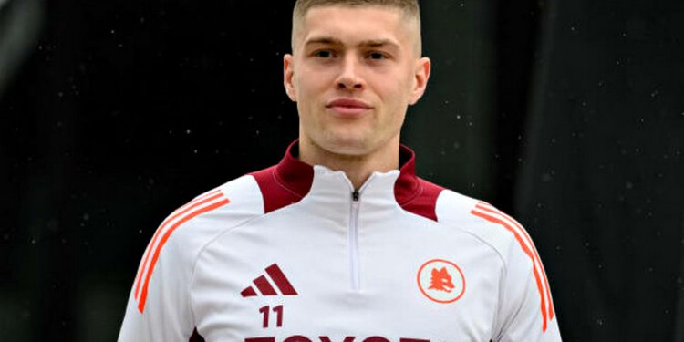 Артем Довбик.