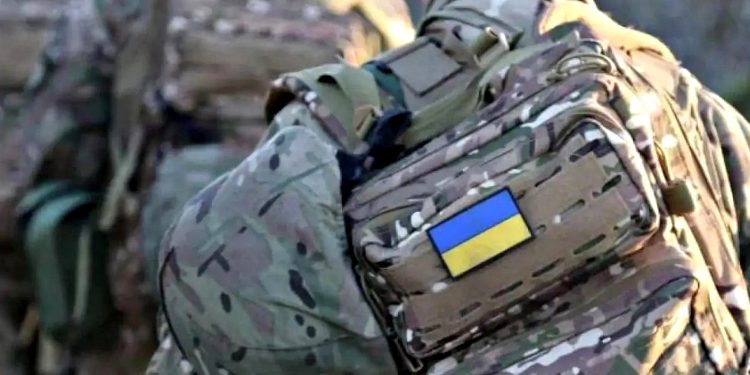 Військовослужбовці.